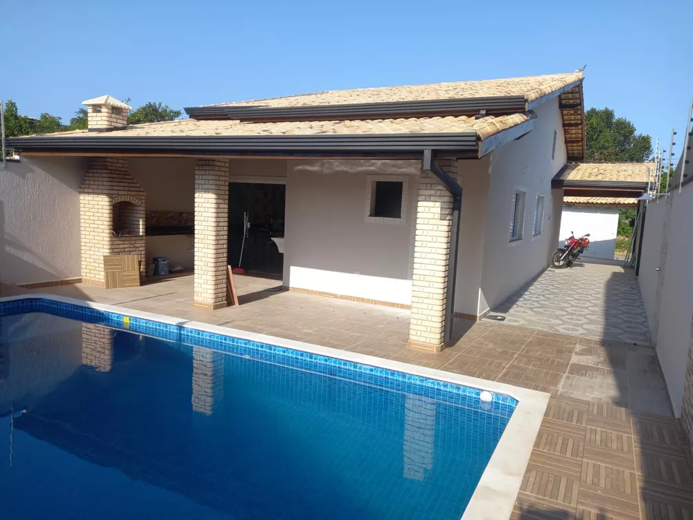 Casa à venda com 3 quartos, 270m² - Foto 1