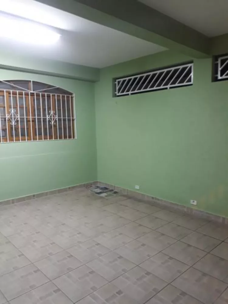 Casa à venda com 3 quartos, 250m² - Foto 4