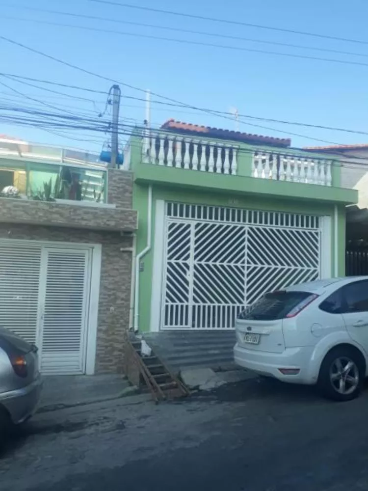 Casa à venda com 3 quartos, 250m² - Foto 2