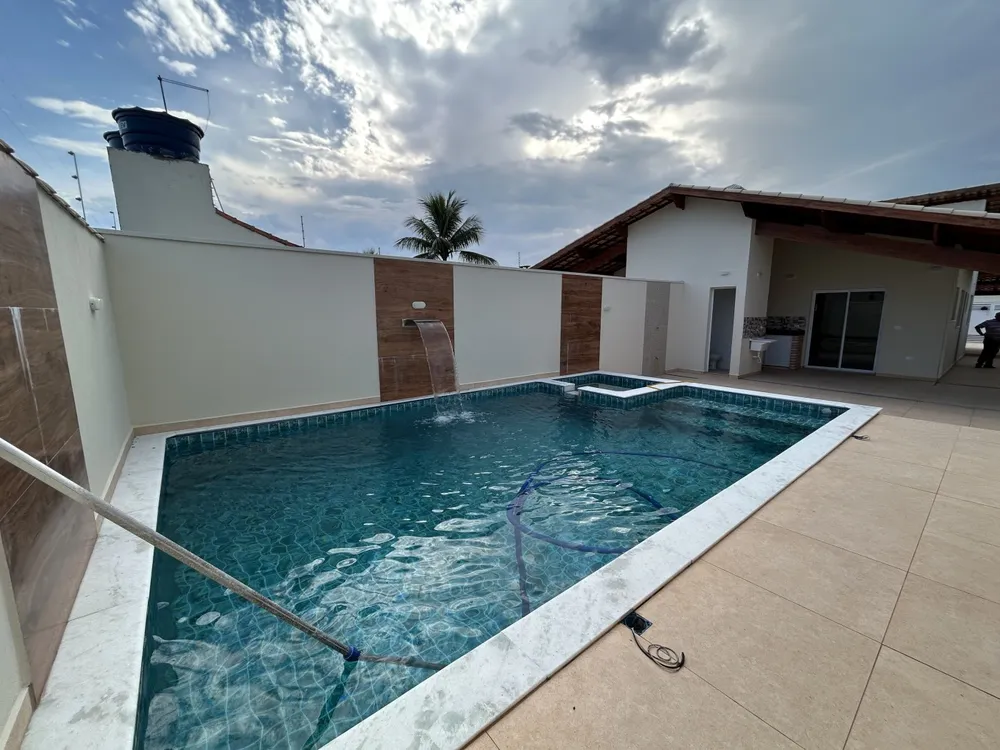 Casa, 2 quartos, 92 m² - Foto 1