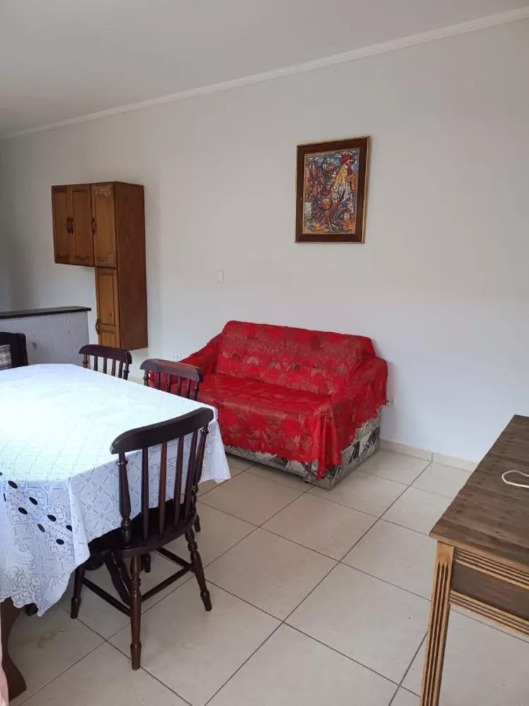 Casa à venda com 2 quartos, 125m² - Foto 4