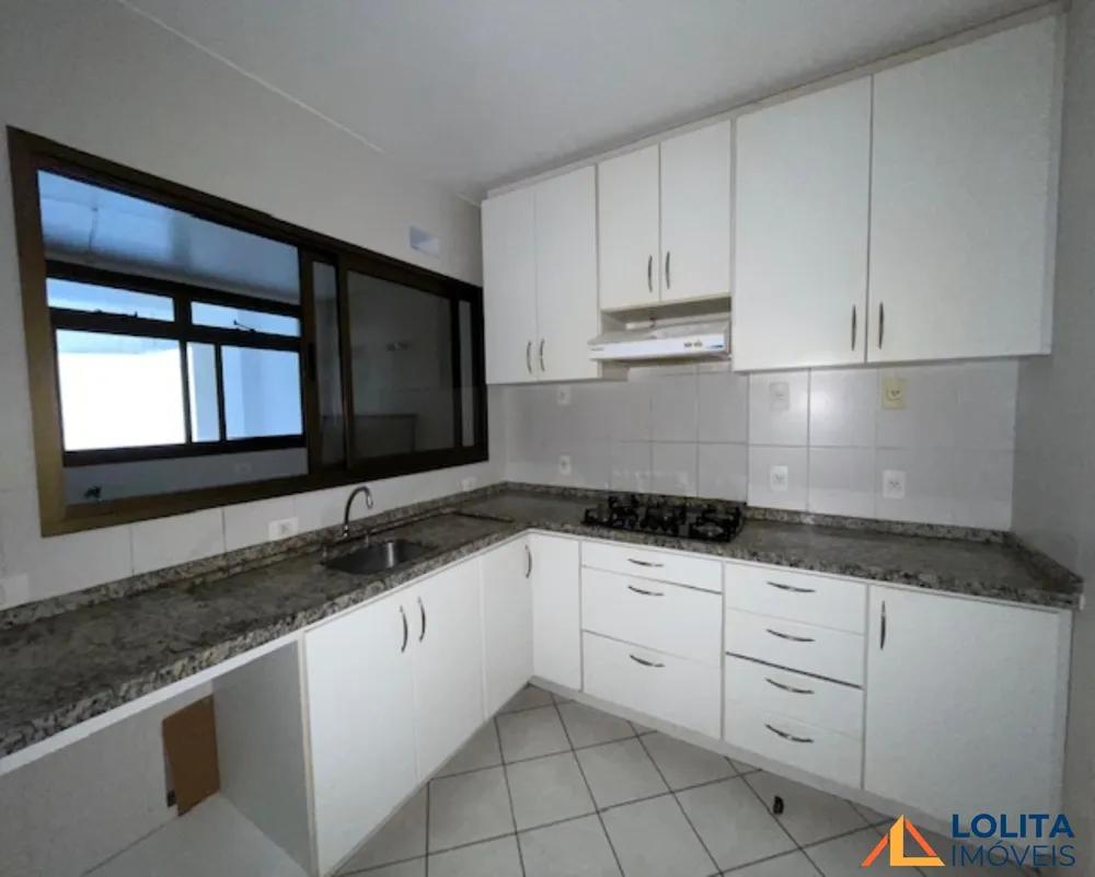 Apartamento, 3 quartos, 121 m² - Foto 2