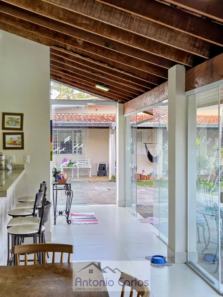 Chácara, 3 quartos, 1578 m² - Foto 9