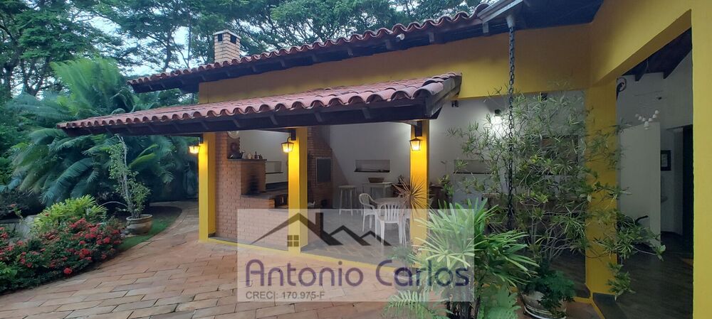 Chácara à venda com 3 quartos, 1347m² - Foto 2