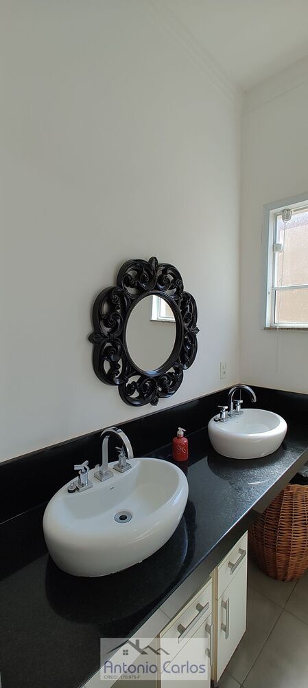 Casa, 3 quartos, 261 m² - Foto 16