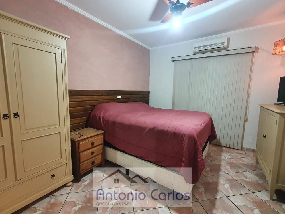 Chácara à venda com 3 quartos, 1107m² - Foto 17