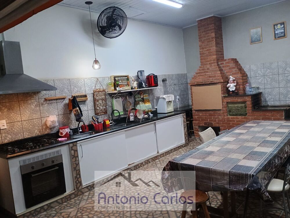 Chácara à venda com 3 quartos, 1107m² - Foto 8