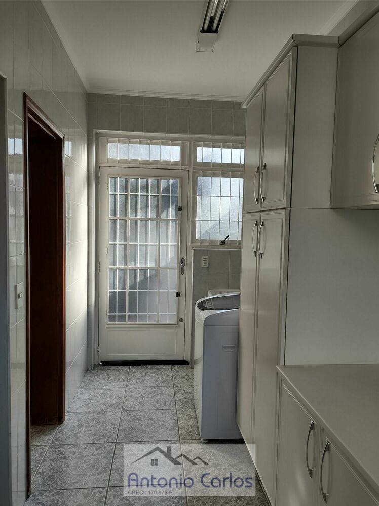Casa, 3 quartos, 300 m² - Foto 32
