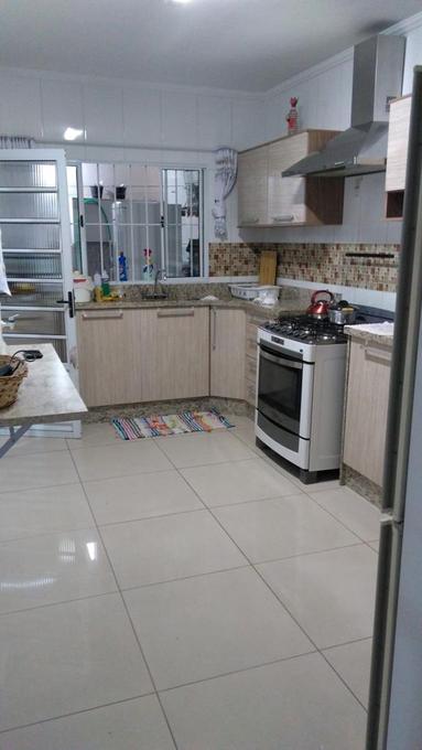 Sobrado, 3 quartos, 180 m² - Foto 1