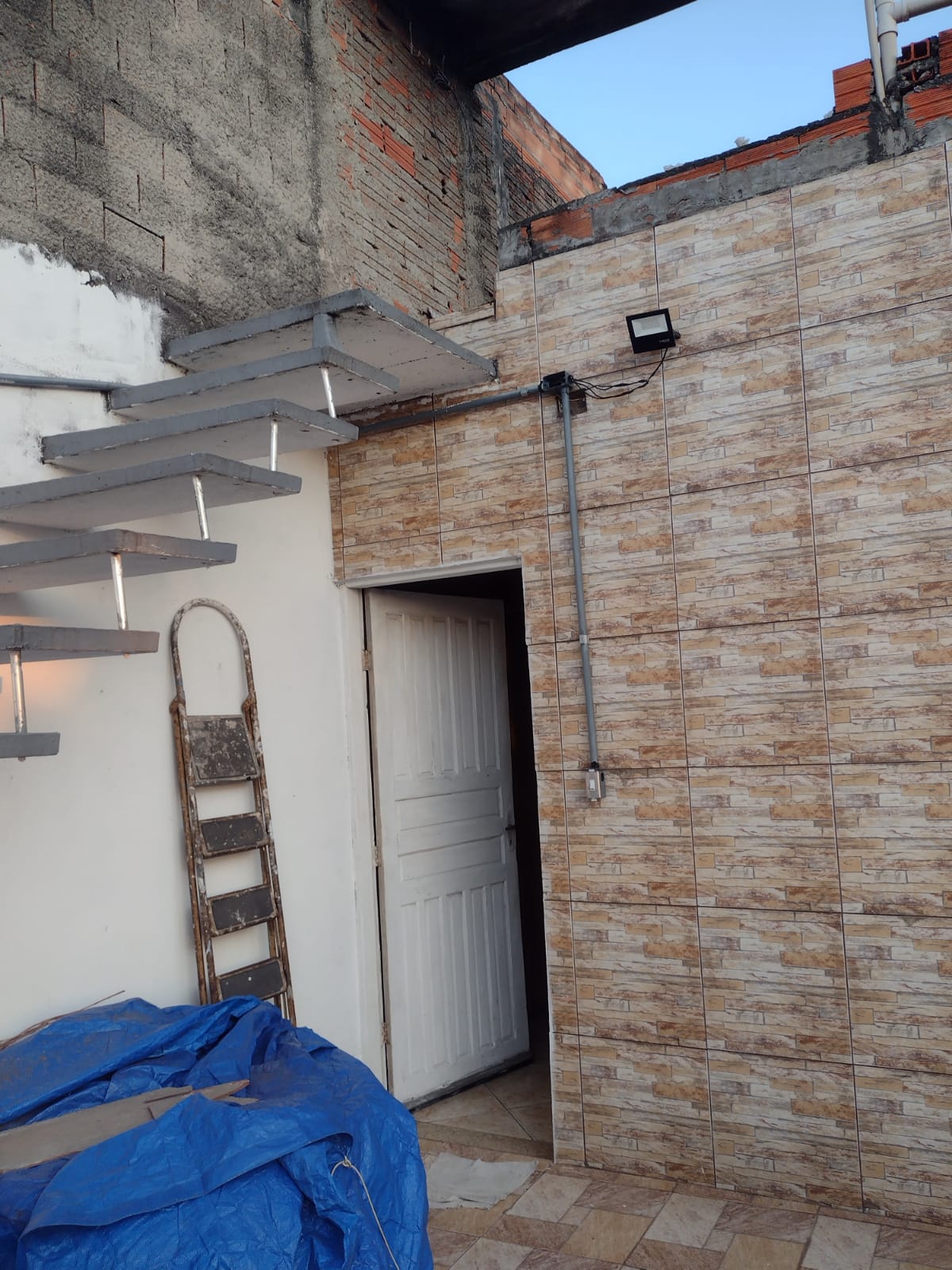 Sobrado à venda com 4 quartos, 125m² - Foto 4