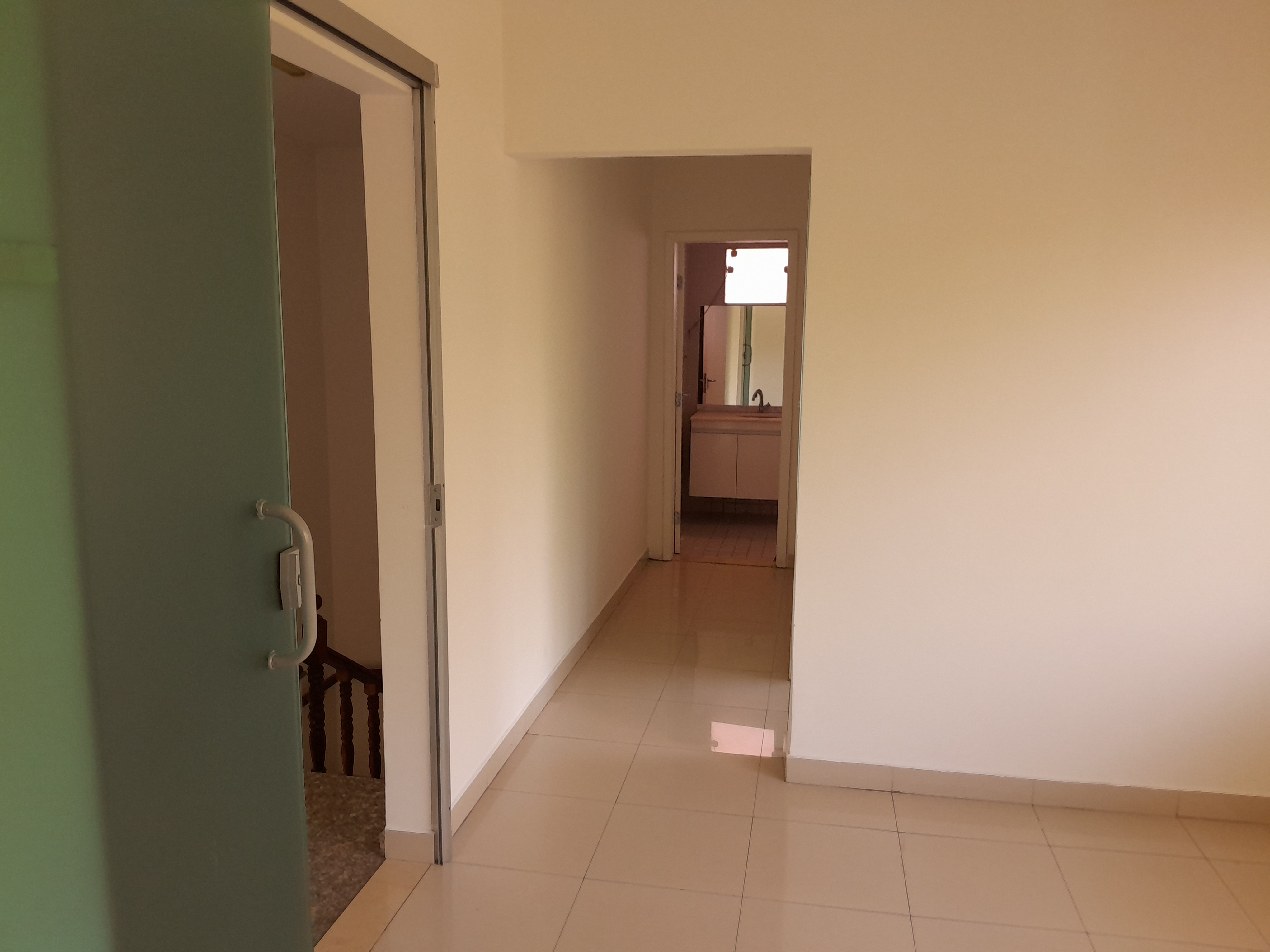 Casa Comercial à venda e aluguel com 7 quartos, 384m² - Foto 2