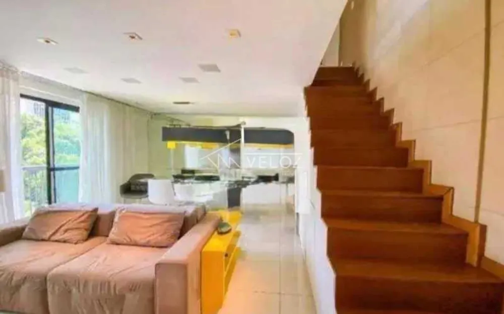 Cobertura, 3 quartos, 247 m² - Foto 17