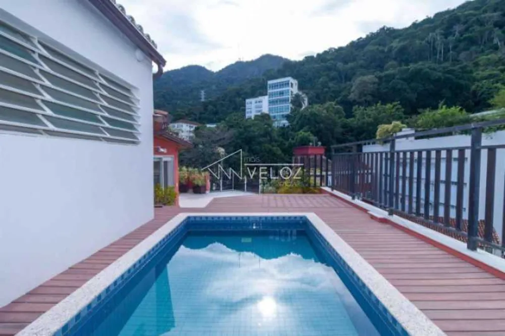 Cobertura, 3 quartos, 197 m² - Foto 4