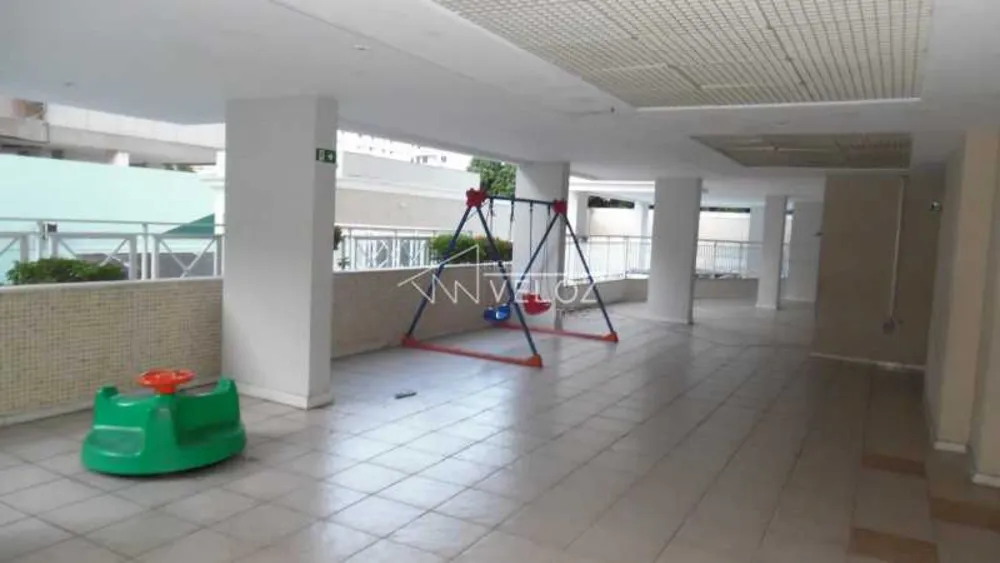 Apartamento, 3 quartos, 221 m² - Foto 1