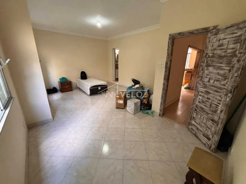 Apartamento, 3 quartos, 140 m² - Foto 1