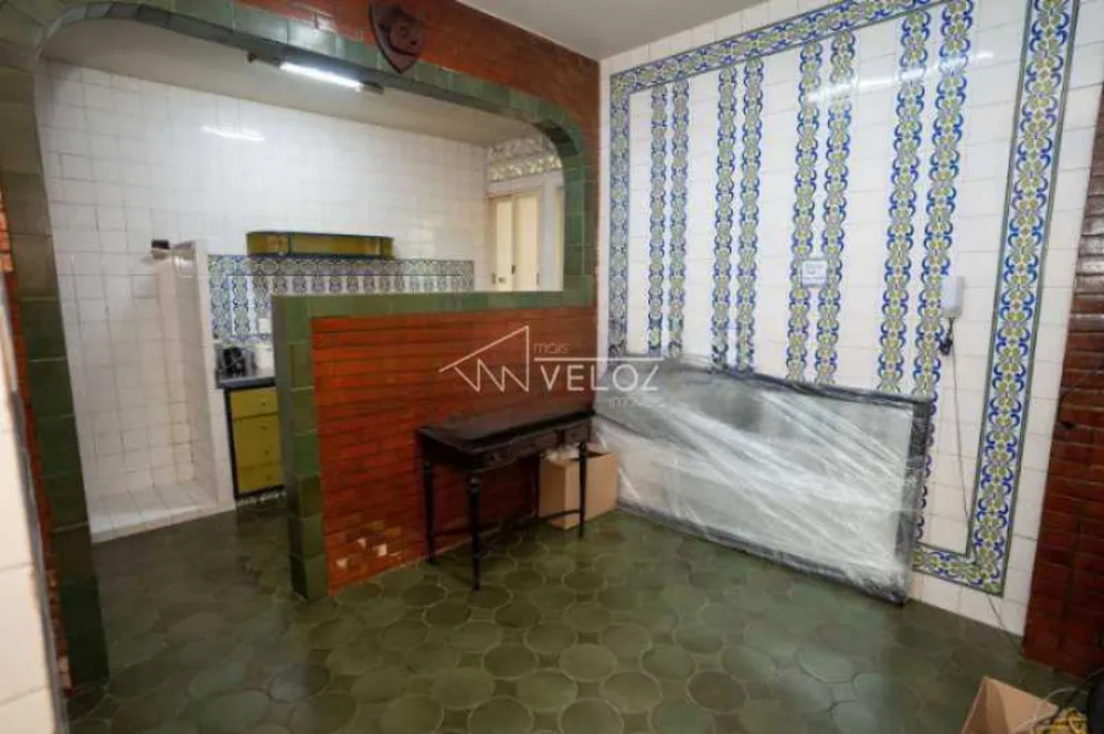 Apartamento, 3 quartos, 132 m² - Foto 2