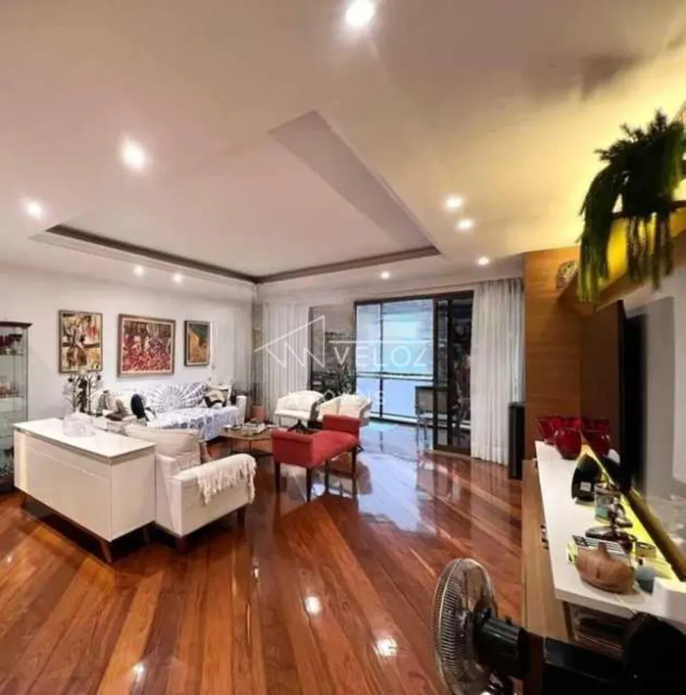 Apartamento, 3 quartos, 235 m² - Foto 1