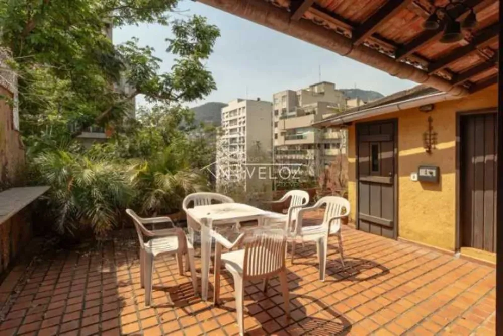 Cobertura, 4 quartos, 239 m² - Foto 4