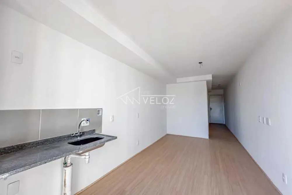 Apartamento, 1 quarto, 29 m² - Foto 1