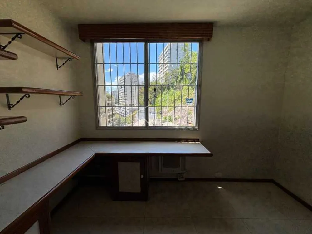 Apartamento, 3 quartos, 150 m² - Foto 2
