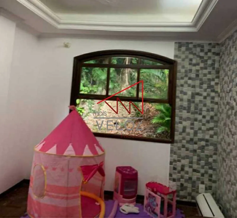 Cobertura, 3 quartos, 203 m² - Foto 1