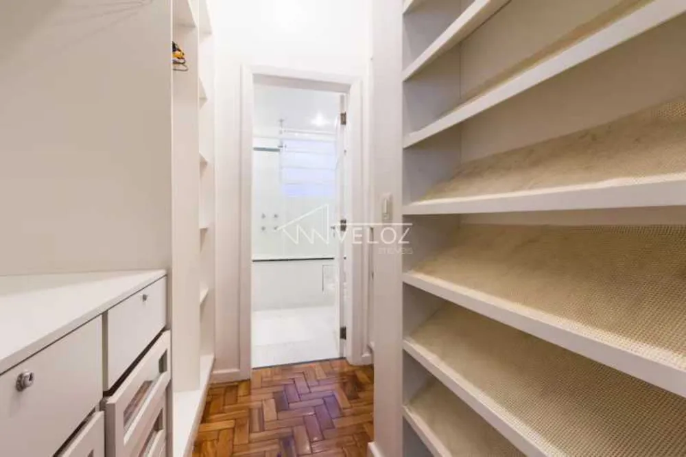 Apartamento, 3 quartos, 140 m² - Foto 1