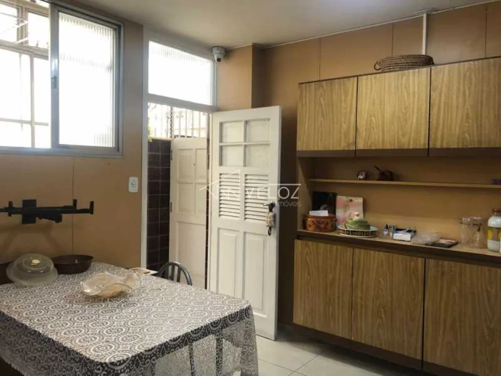 Apartamento, 4 quartos, 196 m² - Foto 1