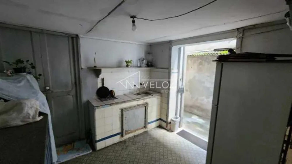 Sobrado, 8 quartos, 216 m² - Foto 9