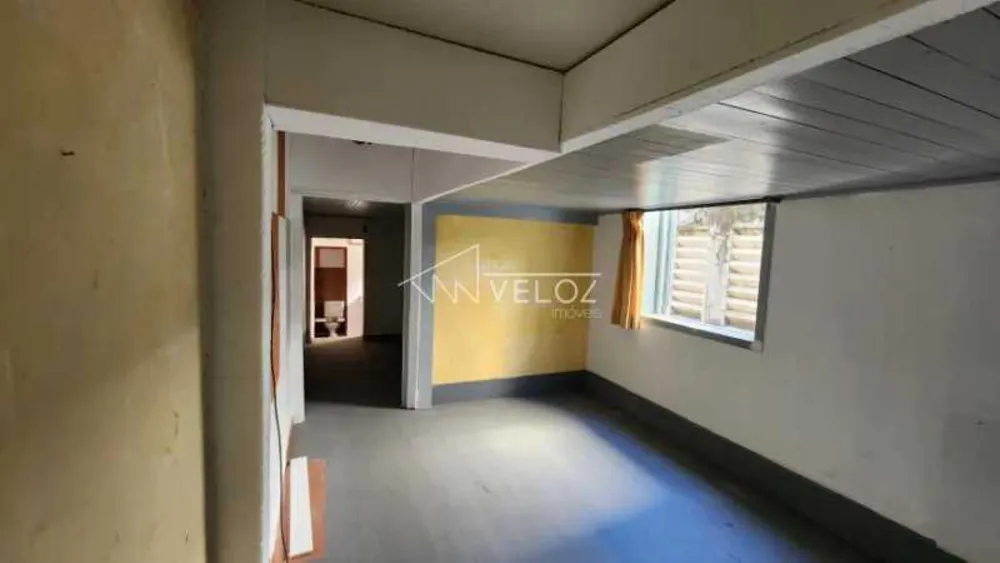 Sobrado, 8 quartos, 216 m² - Foto 8