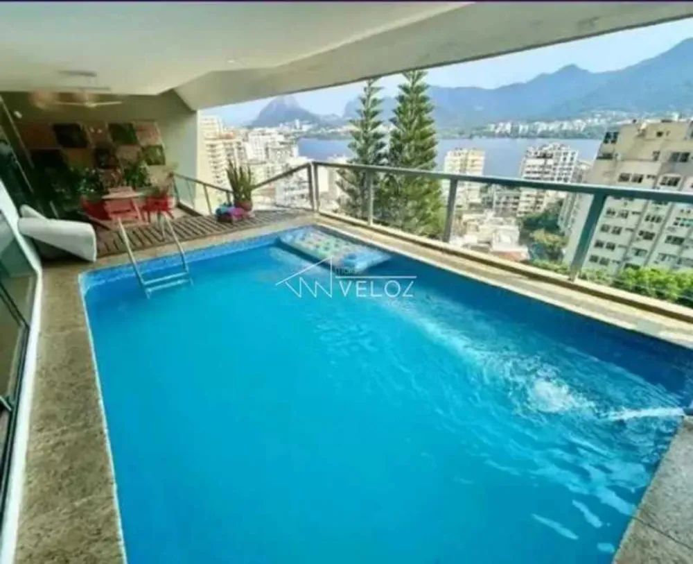 Cobertura, 3 quartos, 240 m² - Foto 3