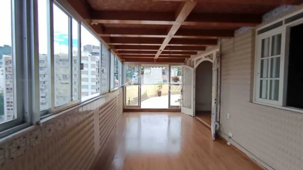 Apartamento, 3 quartos, 224 m² - Foto 1