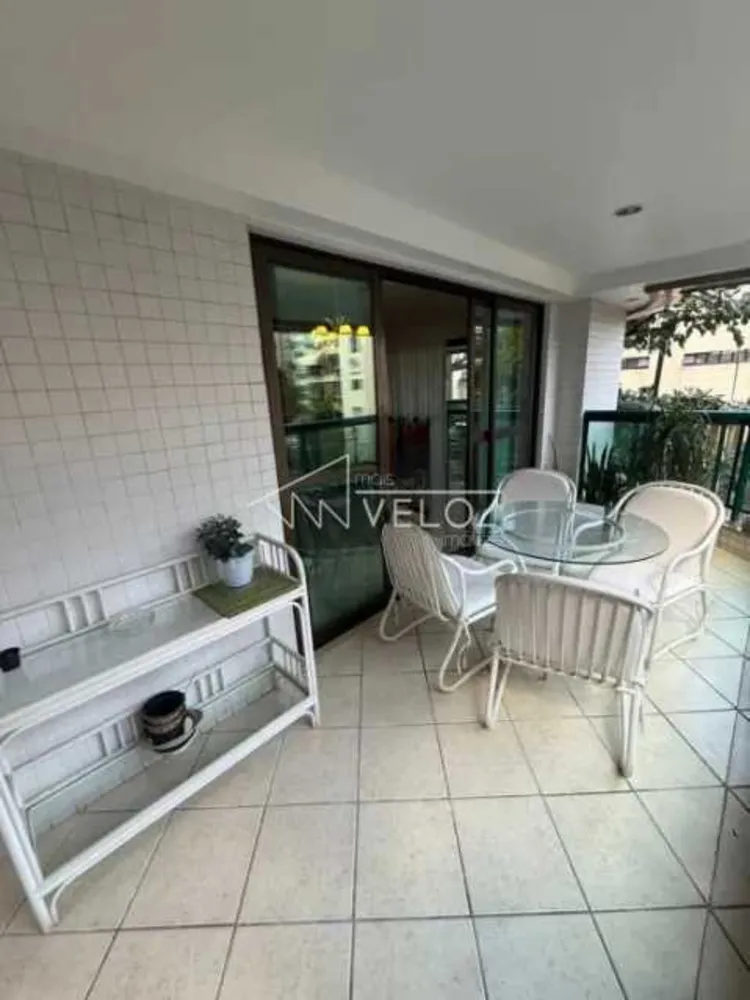 Apartamento, 3 quartos, 152 m² - Foto 2