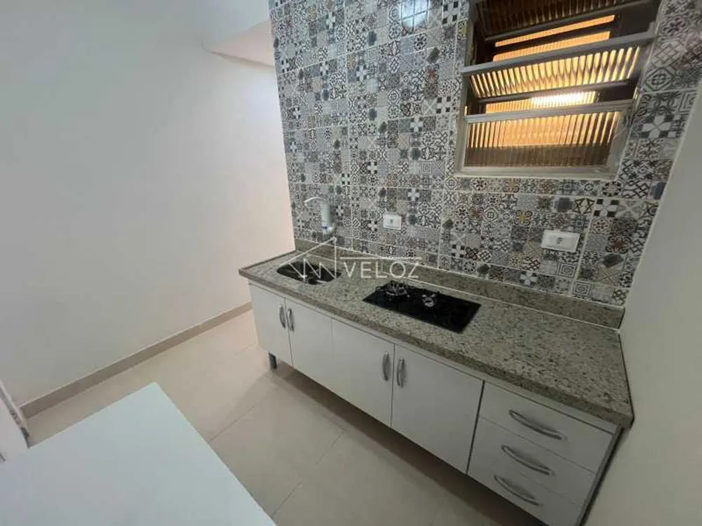 Apartamento, 1 quarto, 27 m² - Foto 2