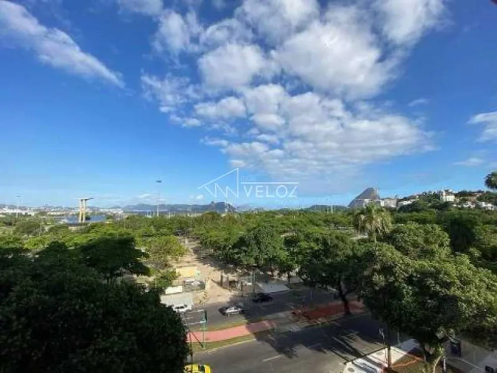 Apartamento, 3 quartos, 100 m² - Foto 2
