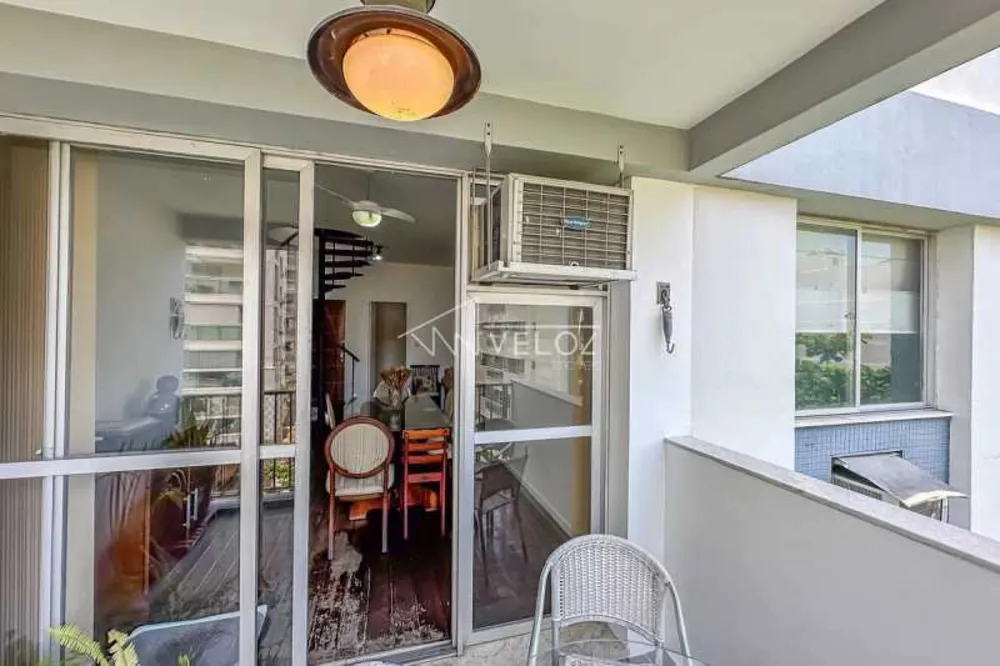 Cobertura, 4 quartos, 197 m² - Foto 2