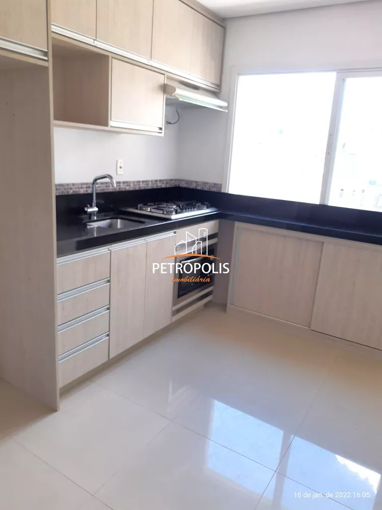 Apartamento à venda com 2 quartos, 69m² - Foto 4