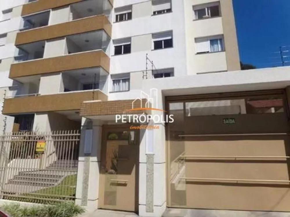 Apartamento à venda com 3 quartos, 141m² - Foto 2