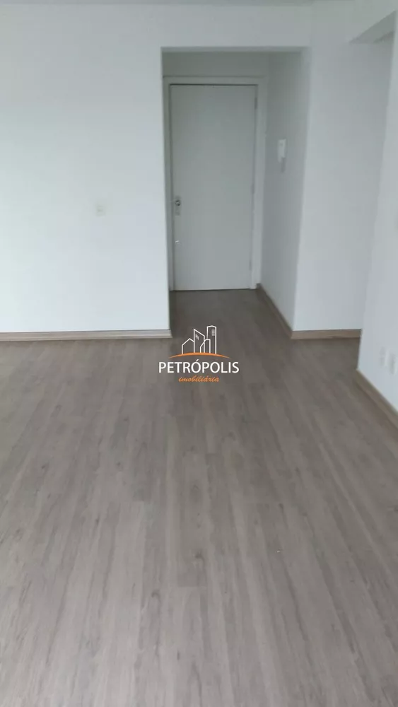 Apartamento à venda com 2 quartos, 58m² - Foto 4