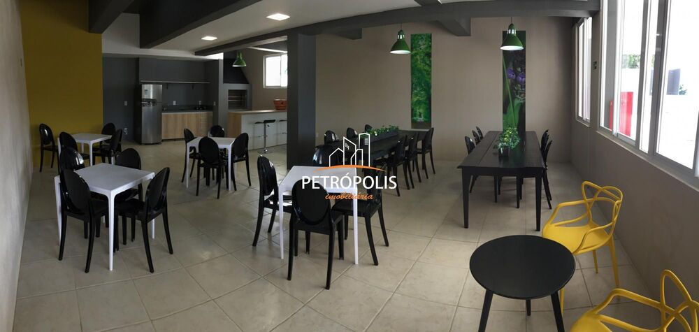 Apartamento à venda com 2 quartos, 45m² - Foto 1