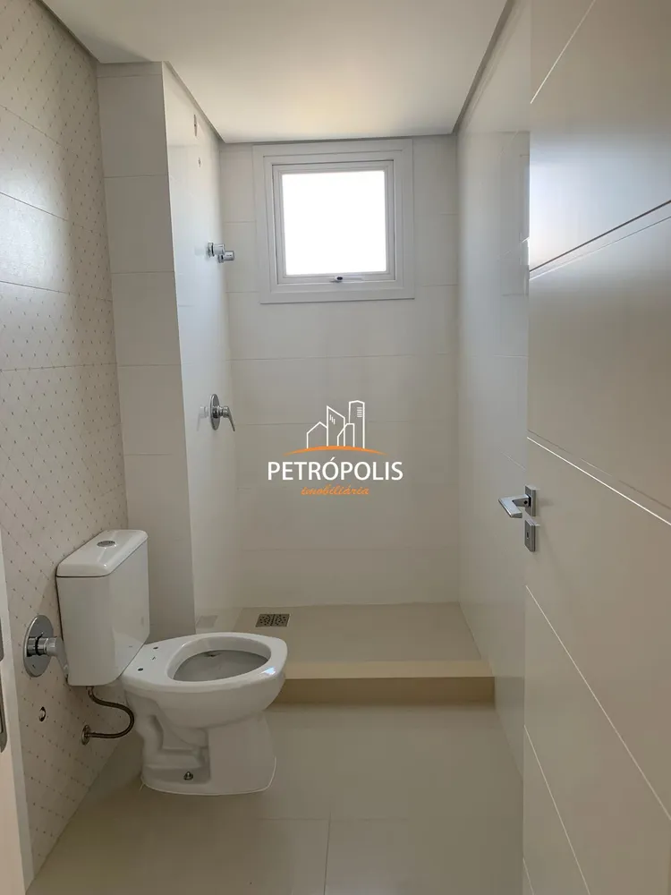 Apartamento, 3 quartos, 206 m² - Foto 2