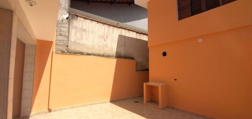 Sobrado, 3 quartos, 180 m² - Foto 2