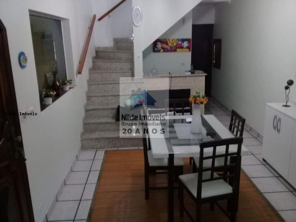 Sobrado, 3 quartos, 175 m² - Foto 2
