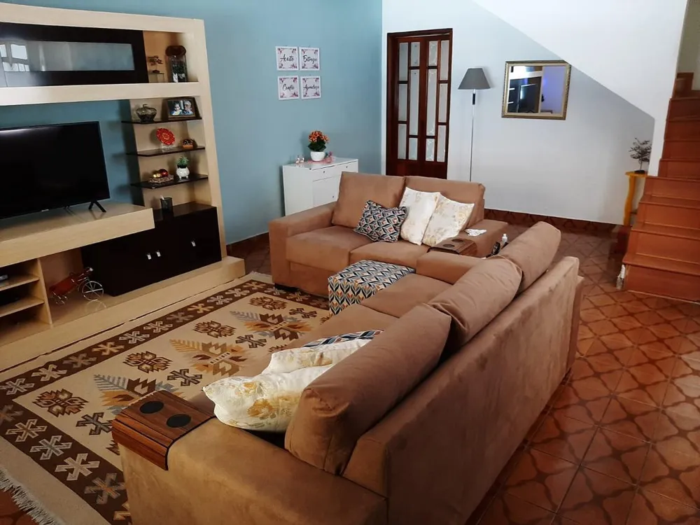 Sobrado, 3 quartos, 170 m² - Foto 1