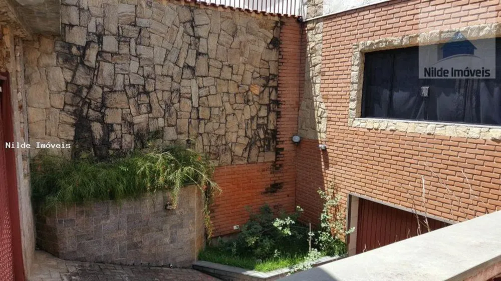 Sobrado, 3 quartos, 199 m² - Foto 1