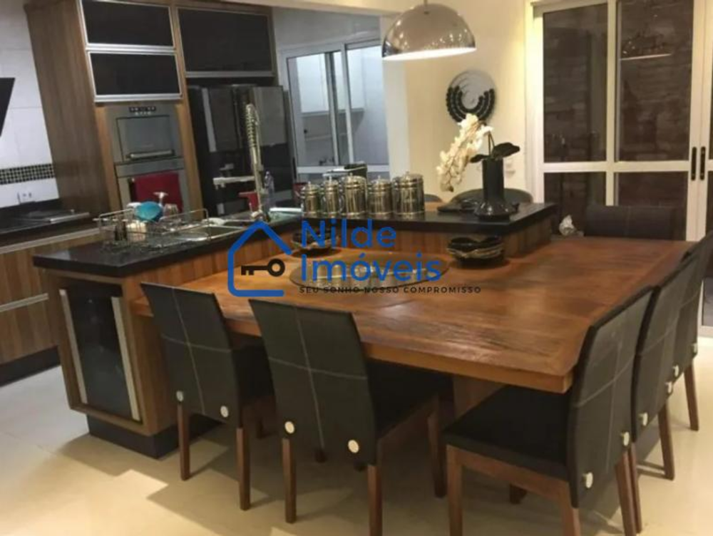 Casa, 4 quartos, 240 m² - Foto 4