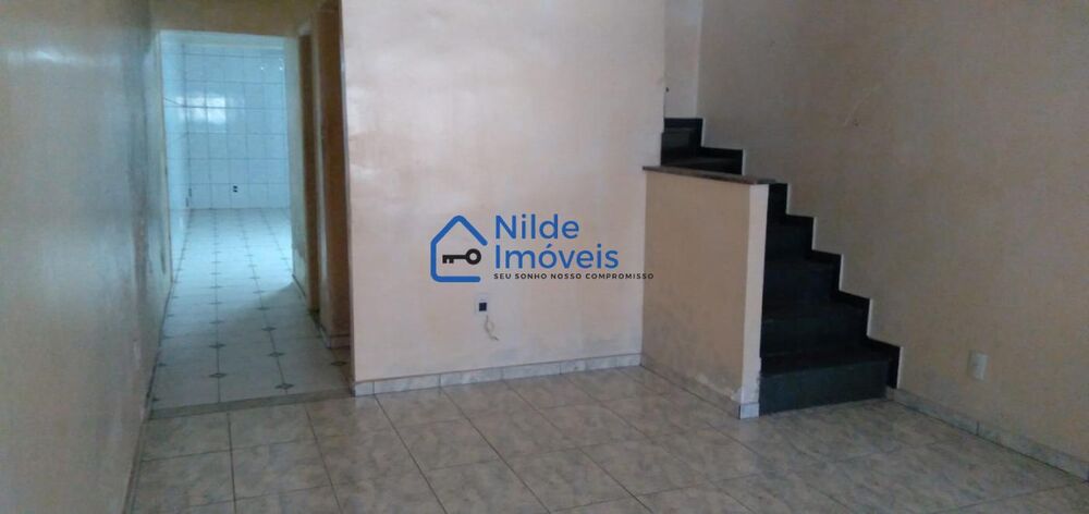 Casa, 10 quartos, 200 m² - Foto 1