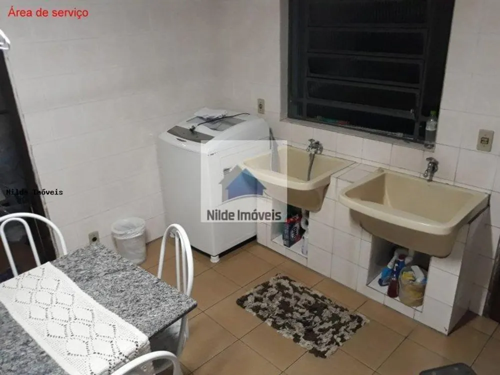 Sobrado, 3 quartos, 254 m² - Foto 2