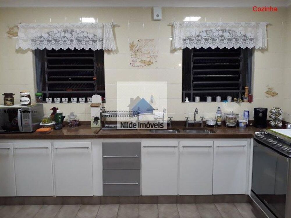 Sobrado, 3 quartos, 254 m² - Foto 4