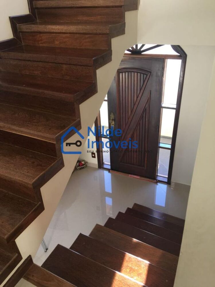 Sobrado, 4 quartos, 250 m² - Foto 6