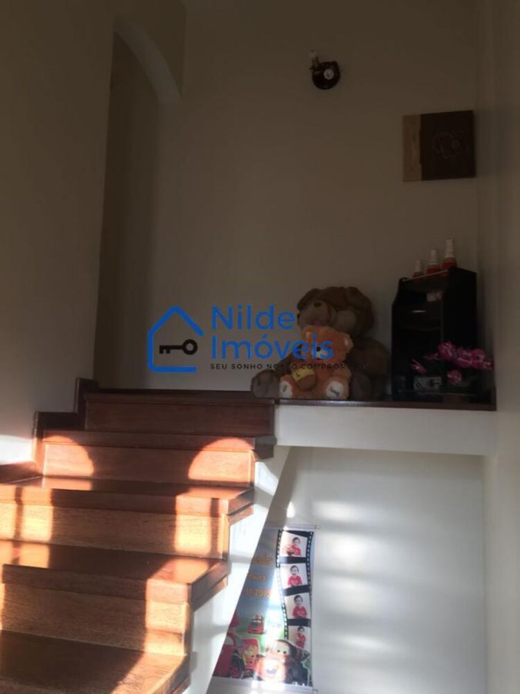 Sobrado, 4 quartos, 250 m² - Foto 2